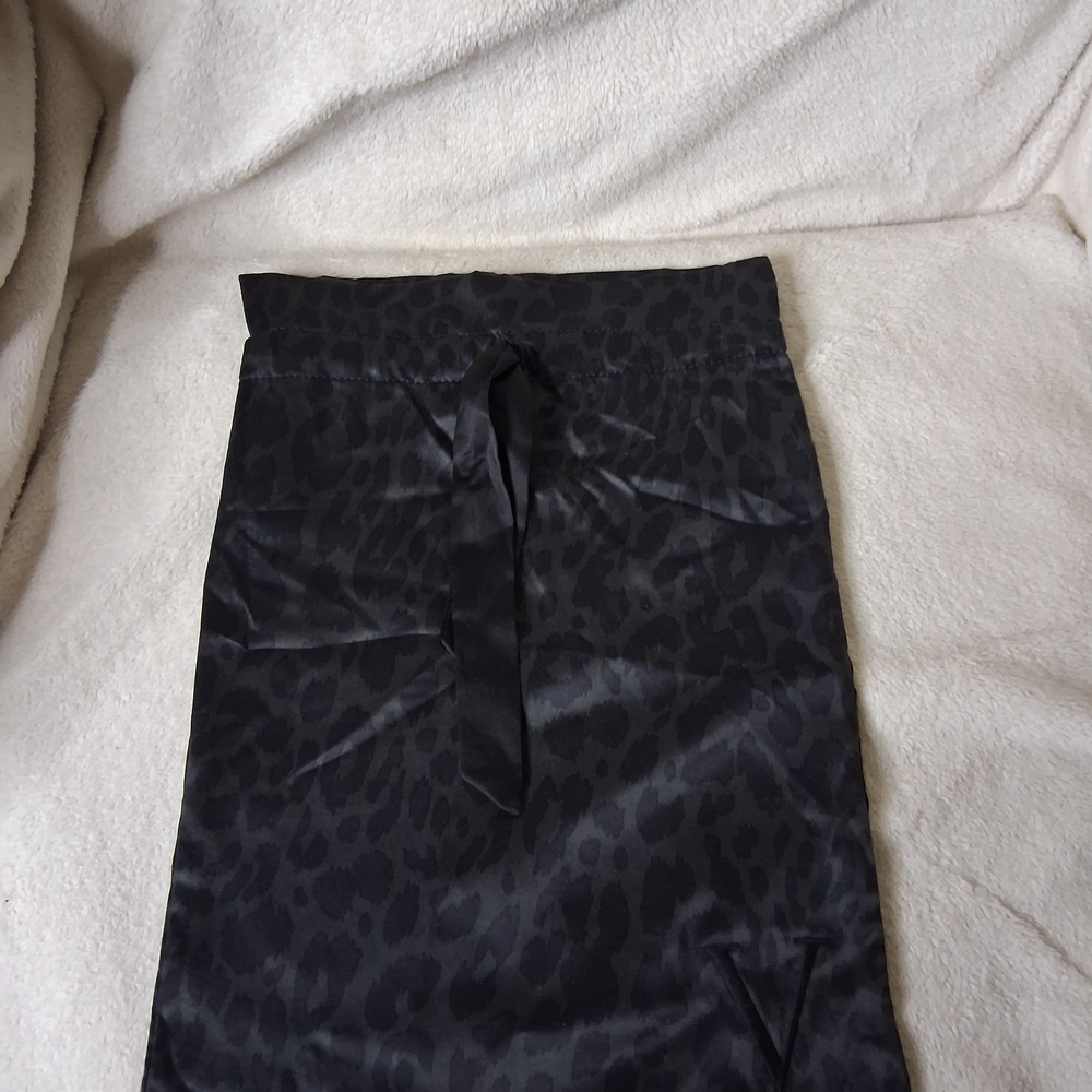 Elegant Black Leopard Print Lingerie Dust Bag